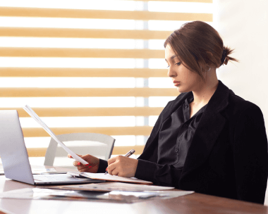 Typist providing accurate and confidential typing for attorneys in Milwaukee, ensuring compliance with legal standards.