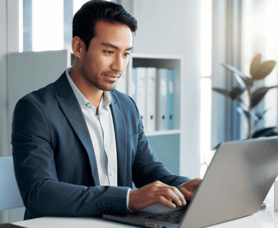 Professional typist providing high-accuracy typing services in Phoenix, ensuring quick turnaround and error-free documents.