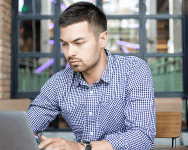 Client utilizing Romanian Typing Services with multiple features like quality checks, speed and confidentiality.