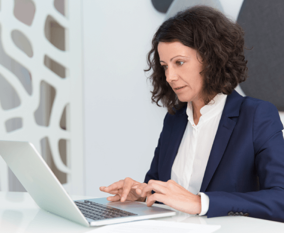 Typist in Virginia Beach working to provide accurate and fast document typing services with strict confidentiality.