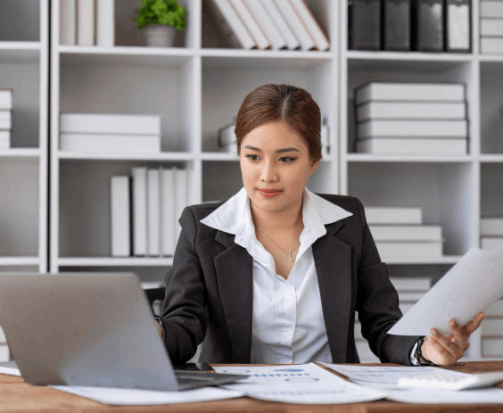 A typist delivering Professional Typing Services with fast turnaround, accuracy and flawless documents for business users.