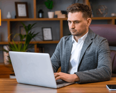 Legal typist providing typing services in Newark with certified transcription and confidentiality compliance.